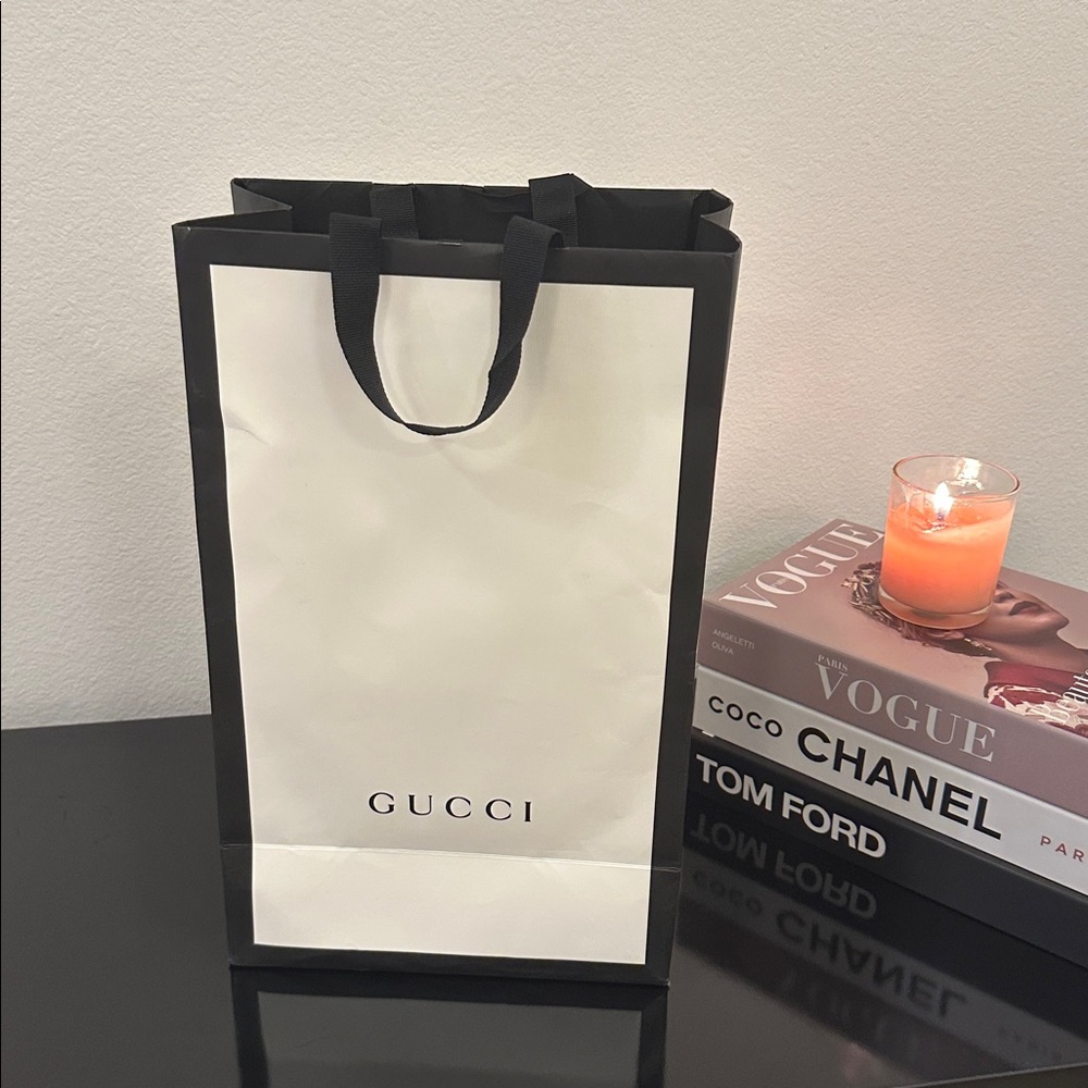 Gucci Black and White Shopping Designer Bag